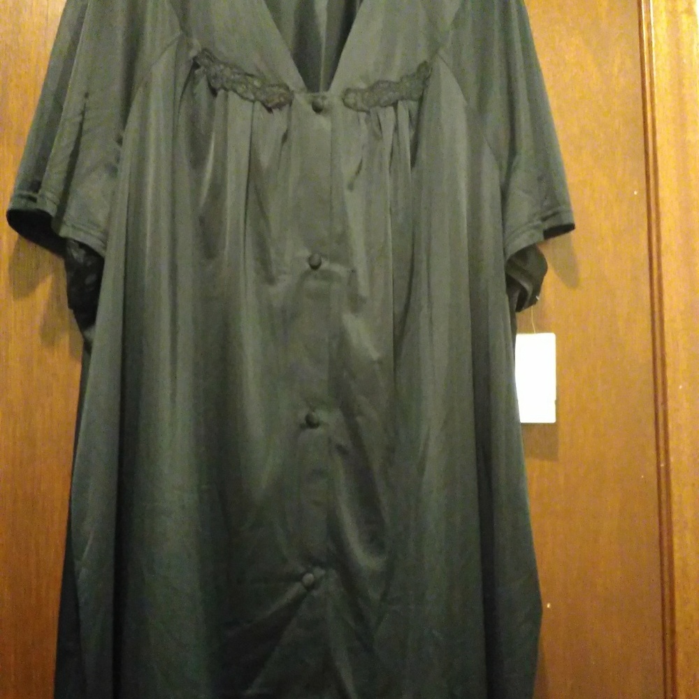 Fabulous Lissome Lounge 4X Pajamas!